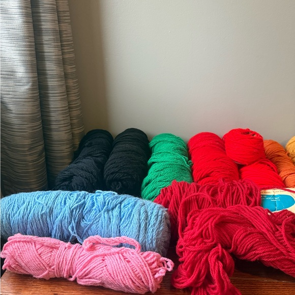 Colorful Yarn Bundle for Crafting - Picture 5 of 7